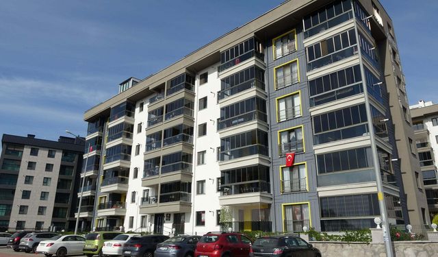 Restoratör Tuğba'nın 5'inci kattan düşüp ölmesiyle ilgili davanın tanığı: İntihar eğilimi gözlemlemedik