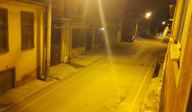 Sındırgı'da 3.8 büyüklüğünde deprem