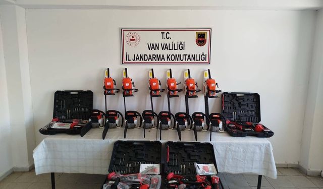 Van'da 430 bin TL değerinde gümrük kaçağı eşya ele geçirildi