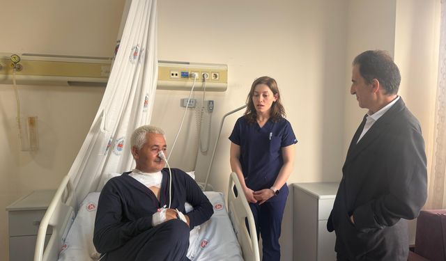 35 yıl sigara içti, gırtlağının yarısı alındı