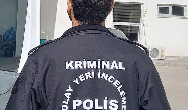 Ayrı yaşadığı 2 çocuğunun annesini tabancayla ensesinden vurup öldürdü