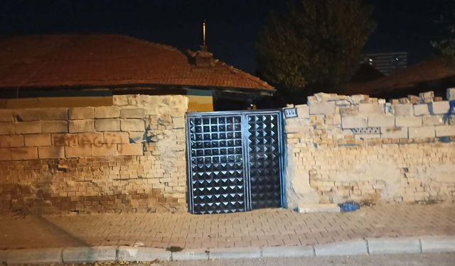 Babasını öldüren 16 yaşındaki çocuk adliyede; tartışma borç meselesi nedeniyle başlamış