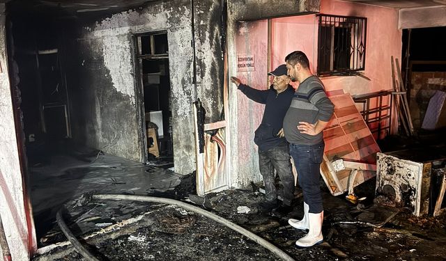 Balıkesir'de tavuk çiftliğinde çıkan yangında 5 bin civciv öldü