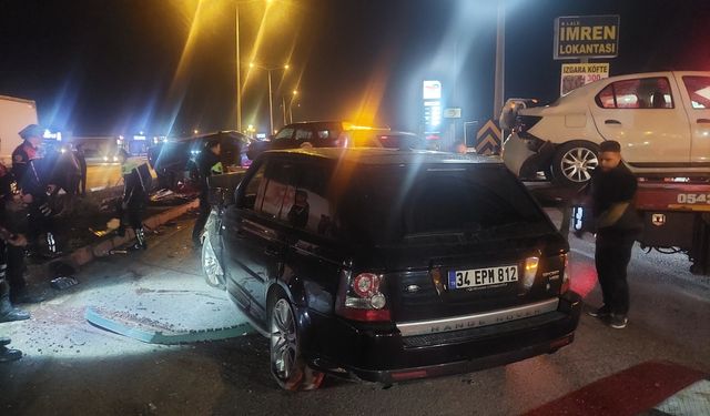 Balıkesir'de zincirleme kaza: 1 yaralı