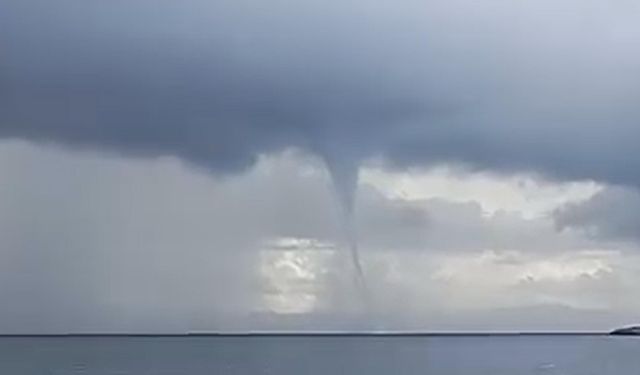 Çanakkale'de hortum kamerada