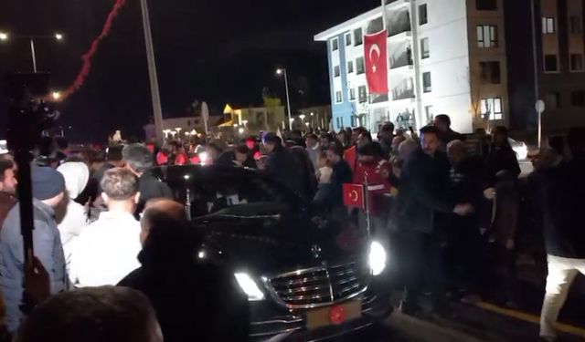 Cumhurbaşkanı Erdoğan: Her gün bir yalanı ortaya çıkıyor (2)