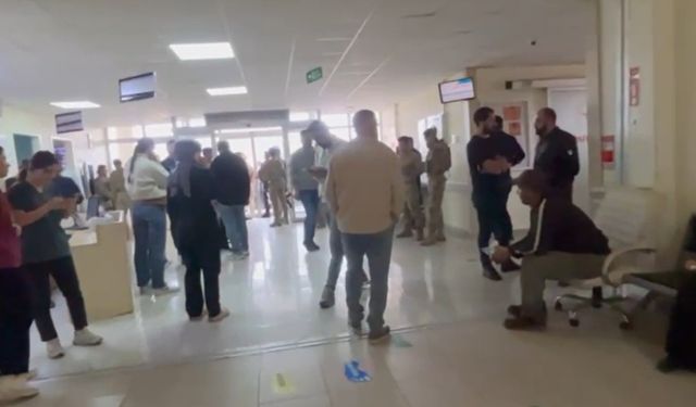 Diyarbakır'da viyadük inşaatında iskele çöktü; 3 ölü, 2 yaralı (2)