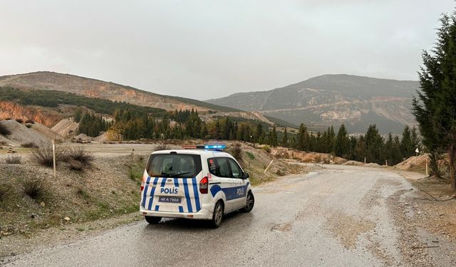 'Düştü' diye ihbarı edilen paraşütçünün, evinde olduğu ortaya çıktı