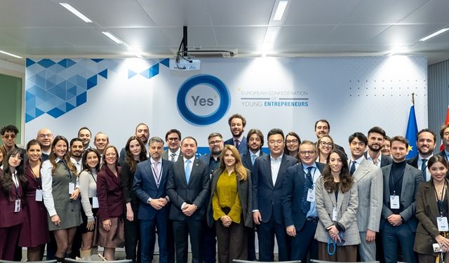 Genç iş insanları, Avrupa'nın yeşil ve dijital dönüşümüne öncülük ediyor