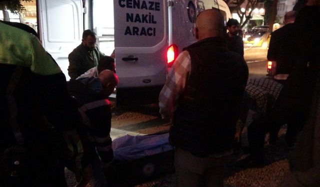 Geri manevra yapan kepçenin altında kalıp yaşamını yitirdi