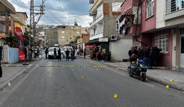 Husumetlilerine 3 motosikletle gelip ateş açtılar; 2 yaralı, 7 gözaltı