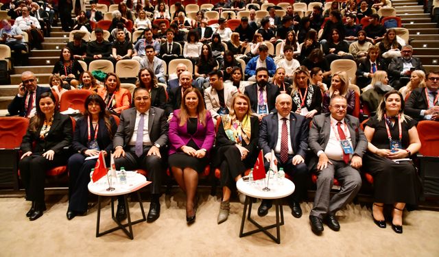 II. Dış Ticaret Zirvesi ‘Sürdürülebilir Dış Ticaret Fazlası Veren Türkiye' vizyonuyla gerçekleştirildi