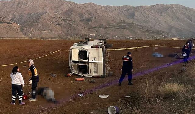 Kahramanmaraş'ta işçi servisi devrildi: 2 ölü, 7 yaralı