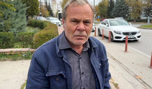 Kamyona çarpan otomobilin sürücüsü öldü