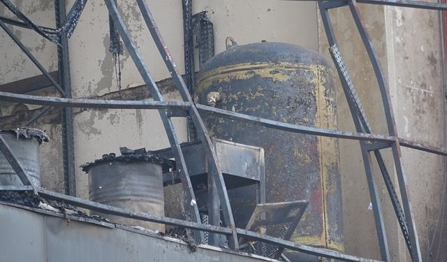 Kocaeli'de 6 kişinin öldüğü fabrika yangınına ilişkin soruşturmada 11 şüpheli adliyede