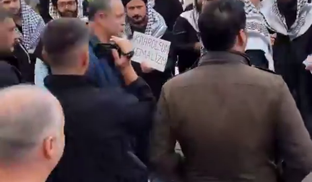 Kocaeli'de camilerde Atatürk için mevlit okutuldu