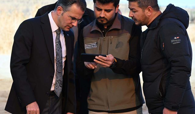 Konya Gök Gölü'ndeki sazlık bölgedeki yangın 2'nci gününde devam ediyor