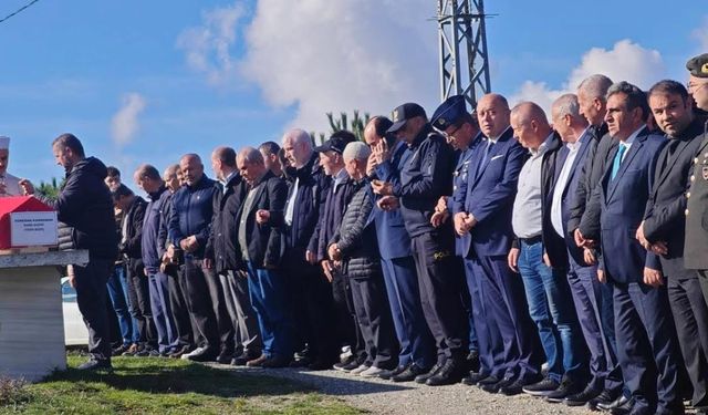 Kore gazisi, askeri törenle toprağa verildi