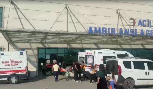 Mersin'de 11 fabrika işçisinde 'zirai ilaç zehirlenmesi' şüphesi/Ek fotoğraf