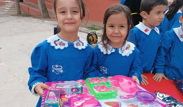 Öğretmen Eren, projesiyle kırsaldaki öğrencilerin yüzünü güldürdü/Ek fotoğraflar