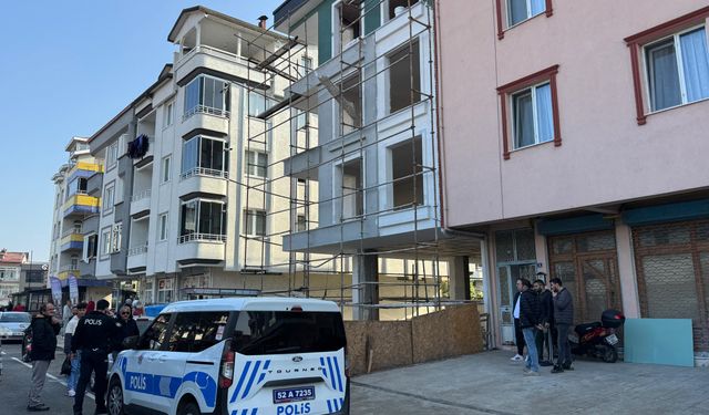 Ordu'da 3'üncü kattan düşen inşaat işçisi yaralandı
