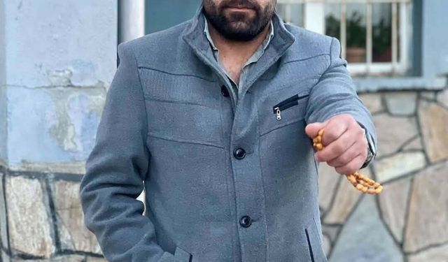 Oto galeri kundakladı; 5 otomobil hasar gördü