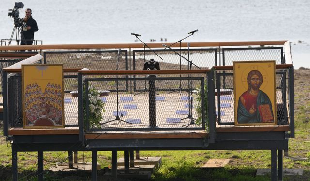 Papa 14'üncü Leo, İznik'te