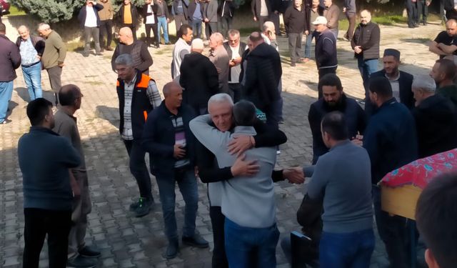 Patpatın çarptığı 2 yaşındaki Eslem öldü, ablası ağır yaralı (2)