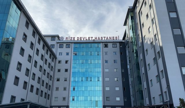 Rize'de yurtta tatlı yiyen 40 öğrenci hastanelik oldu