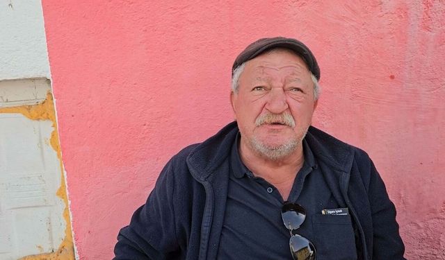 Sındırgı'da hasarlı yapıların yıkımları tamamlanıyor, konteyner kentte yaşam sürüyor