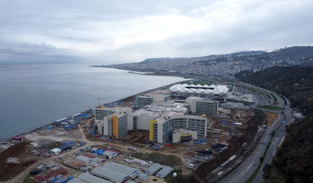 Yüz ölçümü genişleten denize nazır şehir hastanesi inşaatında hummalı çalışma / Ek fotoğraflar