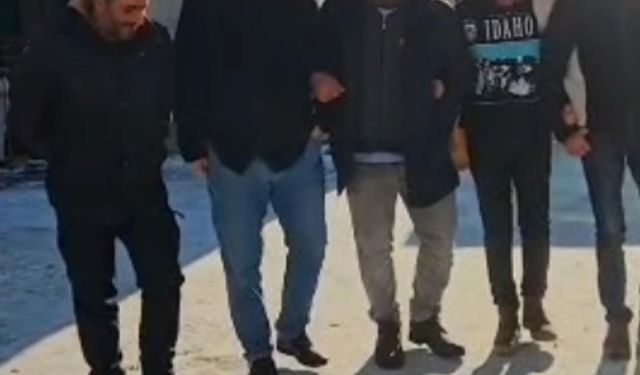 Ardahan'ın Göle ilçesi, eksi 20'yi gördü; ağaçlar kırağı tuttu