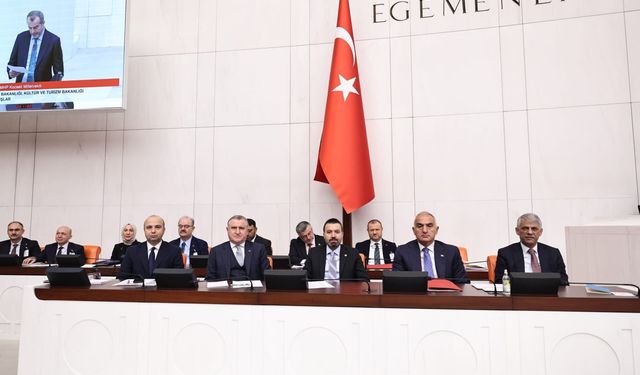 Bakan Bak: 1 milyon öğrencimizi yurtlarımızda ağırlıyoruz