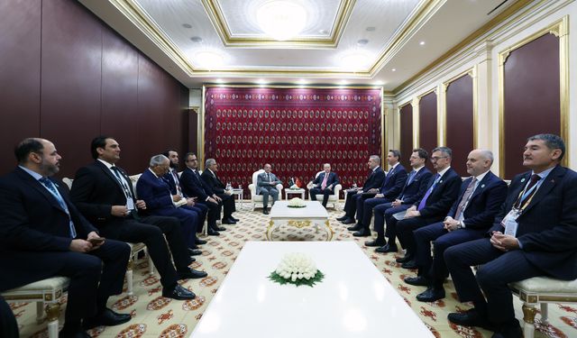 Cumhurbaşkanı Erdoğan, Pakistan Başbakanı Şerif ile görüştü / Video eklendi