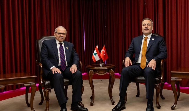 Dışişleri Bakanı Fidan, Lübnan Başbakanı Selam ile görüştü
