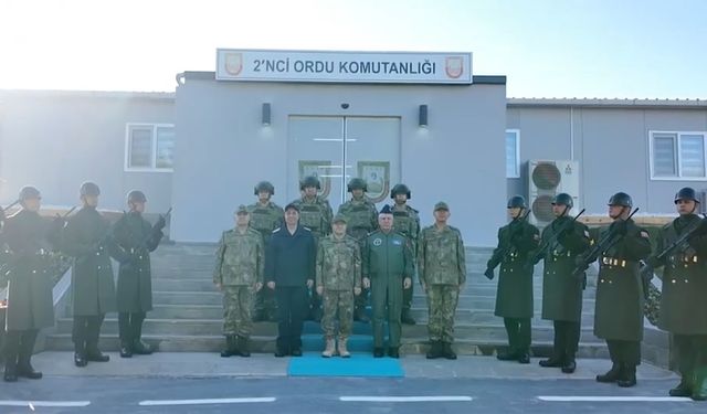 Genelkurmay Başkanı Bayraktaroğlu, Malatya ve Kilis'te incelemelerde bulundu