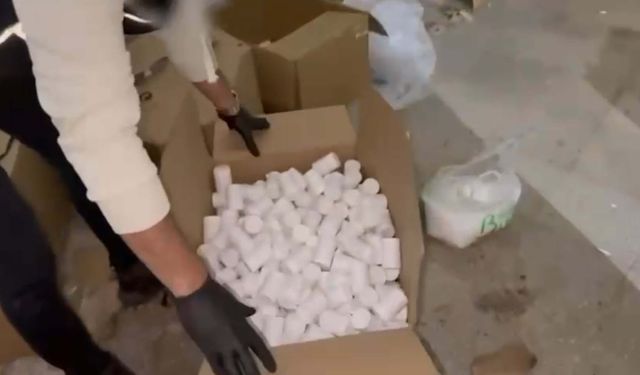 İzmir'de 2 milyon 309 bin 774 sentetik hap ele geçirildi