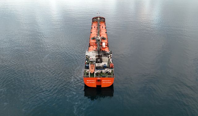 Karadeniz’de saldırıya uğrayan ‘MIDVOLGA-2’ isimli gemi için, uzman ekipler bekleniyor