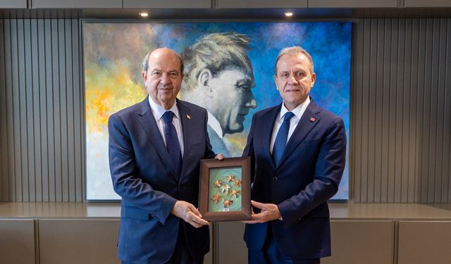 KKTC'nin 5'inci Cumhurbaşkanı Tatar'dan MBB Başkanı Seçer'e ziyaret