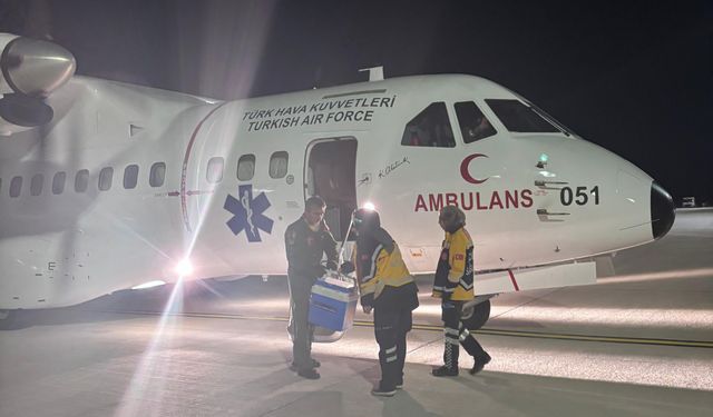 MSB: Hava Kuvvetleri'ne ait uçakla Adana'dan Malatya'ya karaciğer grefti ulaştırıldı