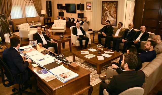 Silivrispor Başkanı Murat Yıldız ve yönetim kurulundan protokol ziyareti