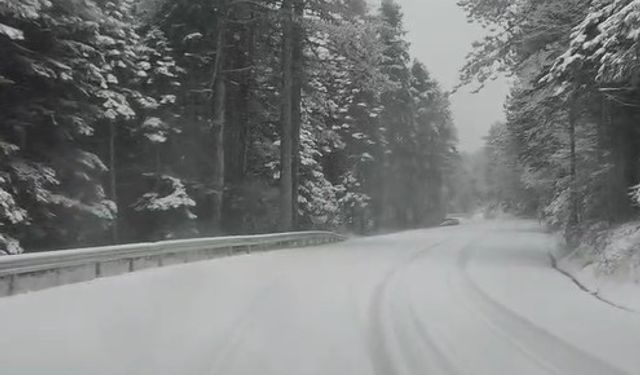 Uludağ'da kar kalınlığı 5 santimetreye ulaştı