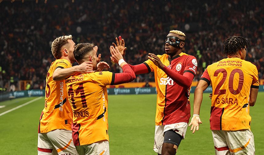 Galatasaray : 2-1 : Göztepe