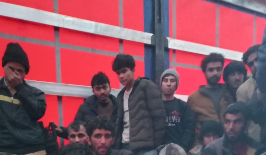 TIR'da 46 kaçak göçmen yakalandı