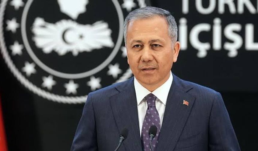Bakan Yerlikaya: 2 ilde 433 düzensiz göçmen yakalandı