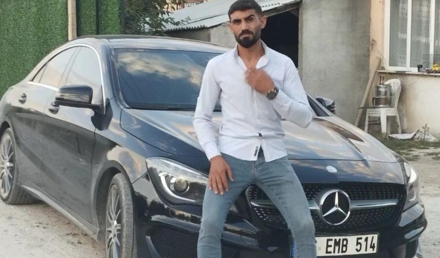 Bursa'da, alkollü sürücünün kullandığı cip ile otomobil çarpıştı: 3 ölü, 1 yaralı