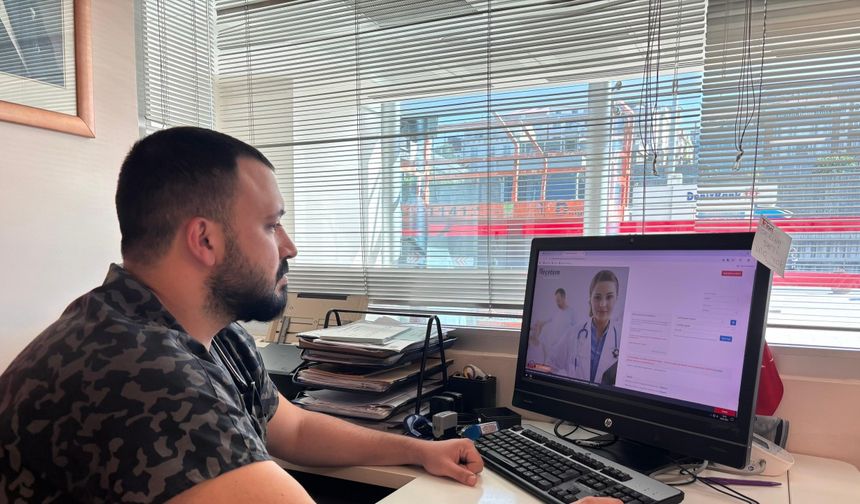 Trabzon'da gündüz doktor, akşam burgerci