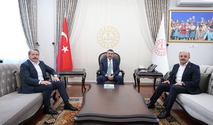 Ali Yalçın, Milli Eğitim Bakanı Tekin'i ziyaret etti
