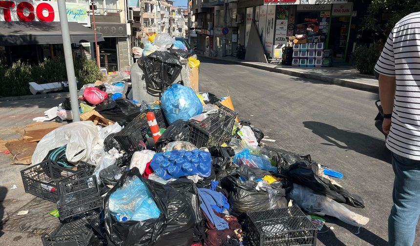 İzmir'in çöp sorununa vatandaş tepkisi: Koku 5'inci kata kadar çıkıyor