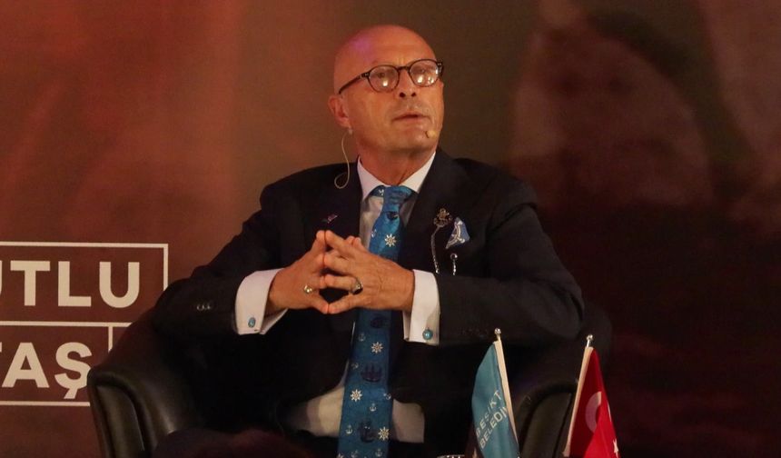 Tarihçi Naim Babüroğlu: Atatürk akıl, bilim ve umut demektir